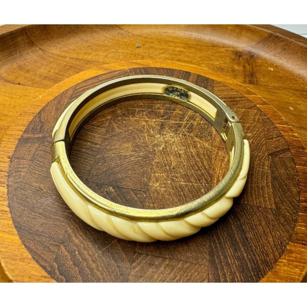 Twisted Cream Gold Hinged Bangle Bracelet Clamper Mid Century Modern
